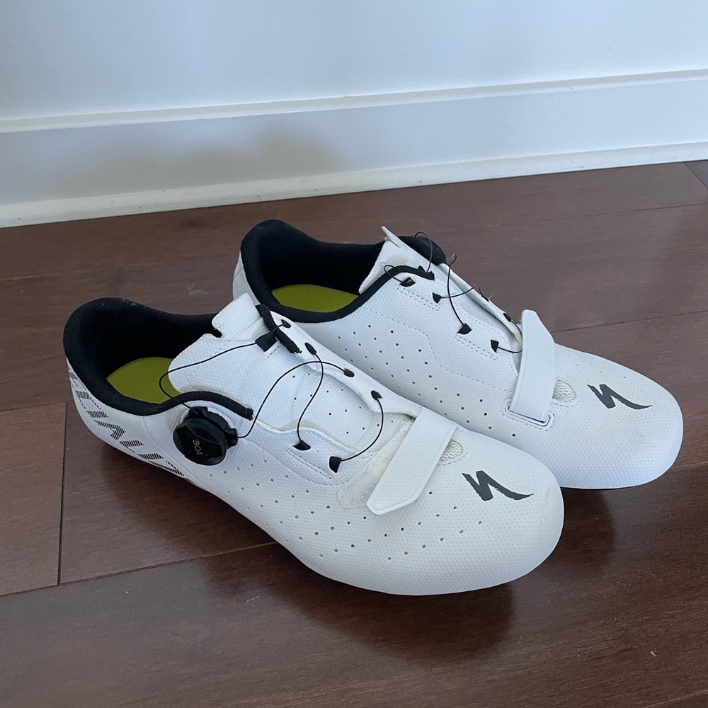 Specialized Torch 1.0 biking shoes with delta cleats